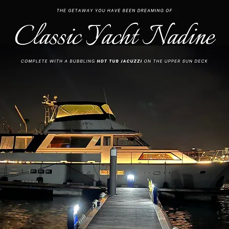 Classic Yacht Nadine In Poole Harbour, Dorset, With A Hot Tub Jacuzzi Exterior photo