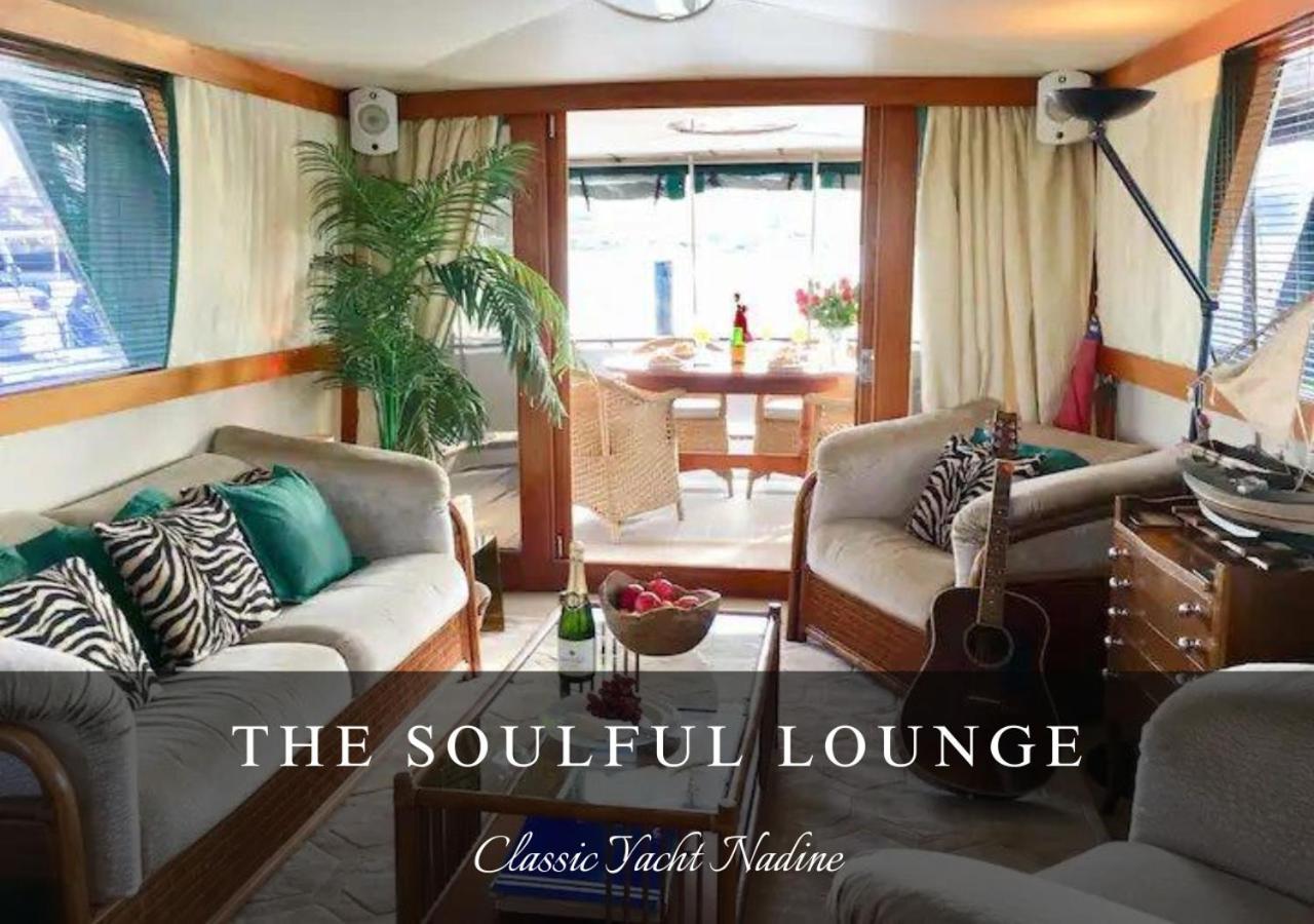 Bateau-hôtel Classic Yacht Nadine In Harbour, Dorset, With A Hot Tub Jacuzzi *